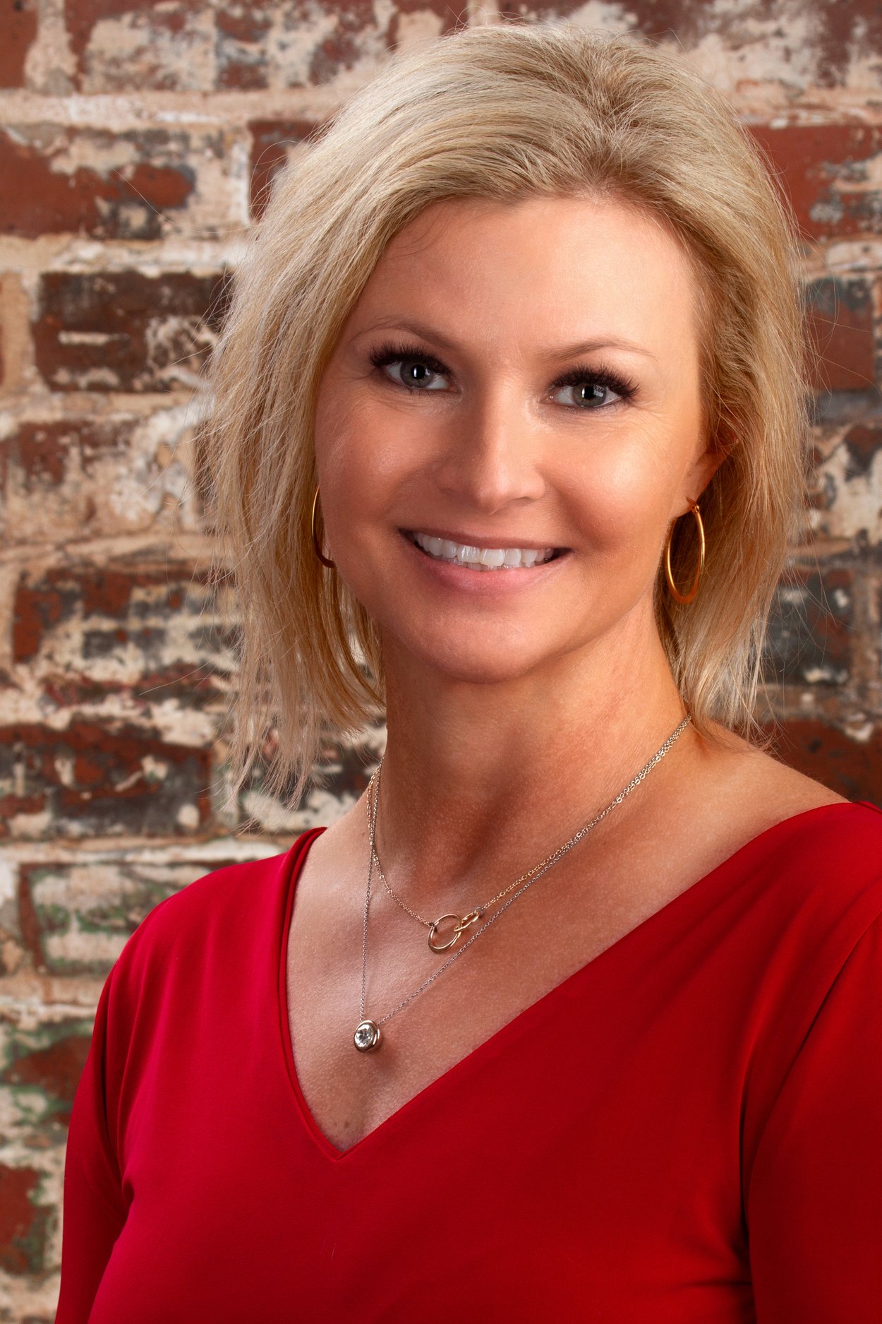 Kristen Marks Bio | My Pink Lawyer